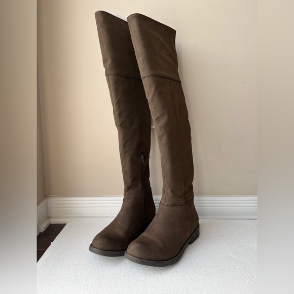 Steve Madden Boots - Picture 3 of 5